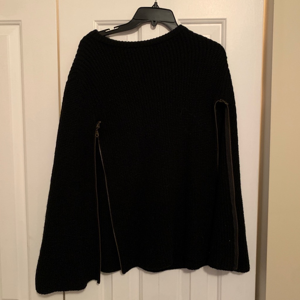 Black zip poncho